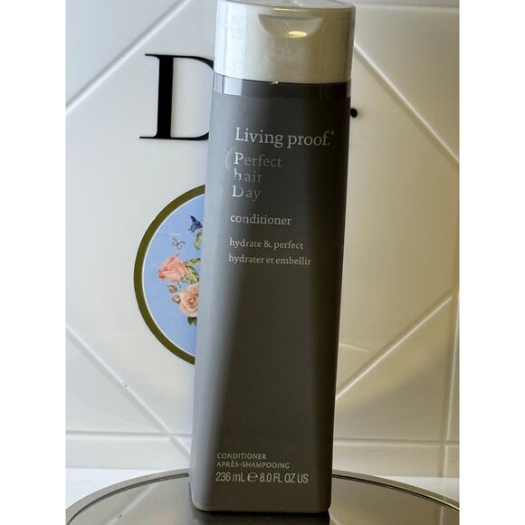 Living Proof Perfect hair Day Conditioner. - 236 mL - NEW no box - Picture 1 of 4